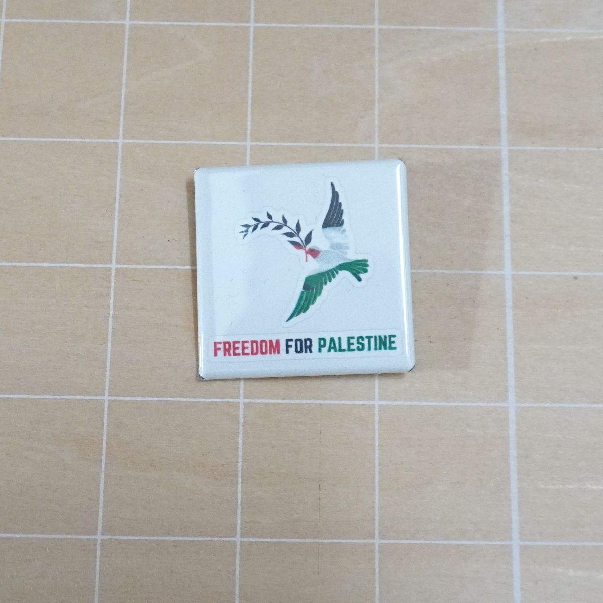 Mahmoud缶バッチセット